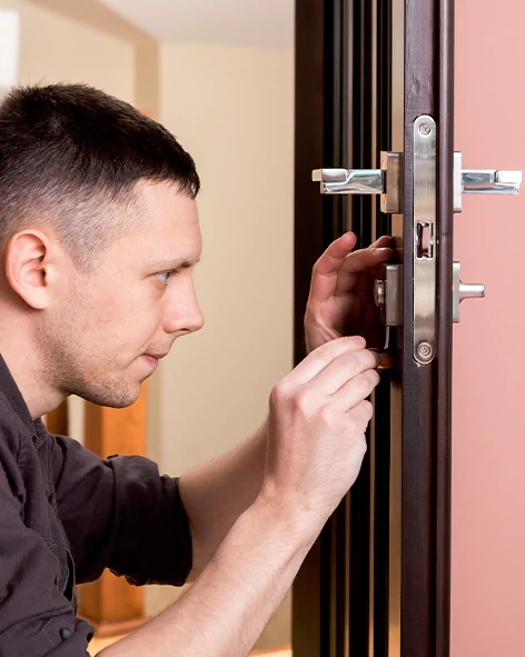 : Professional Locksmith For Commercial And Residential Locksmith Services in Orange Cove, CA