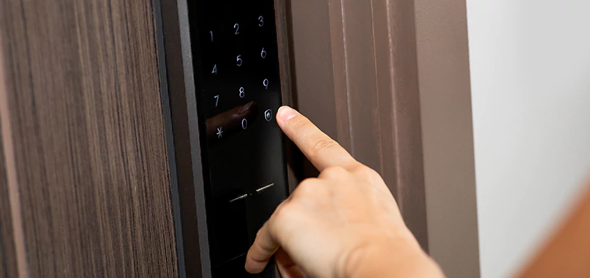 Smart Electric Locks Replacement Services in Orange Cove, CA