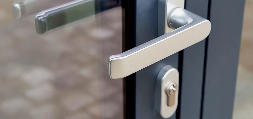 Broken Door Lock Cylinder Repair in Orange Cove, California