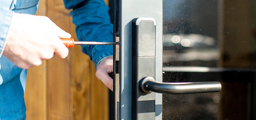 Aluminium Door Lock Replacement in Orange Cove, California