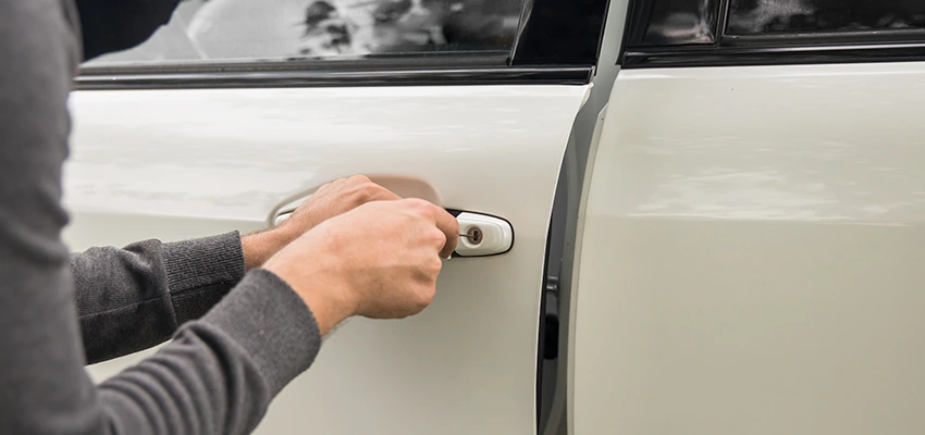Unlock Car Door Service in Orange Cove, CA